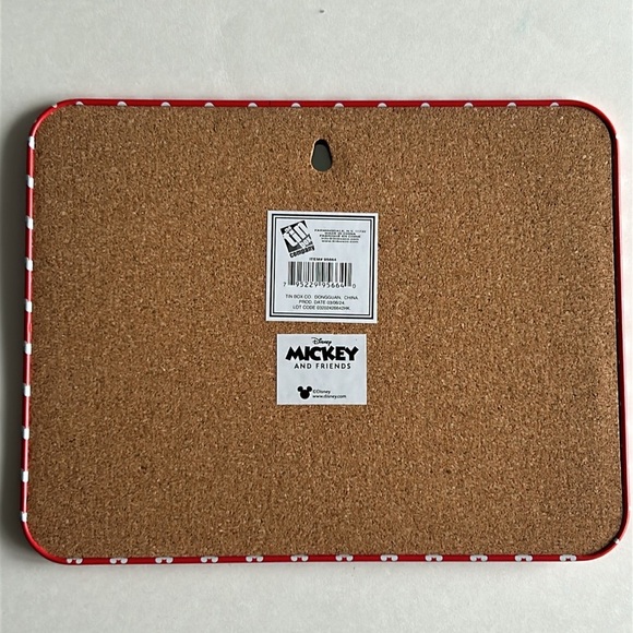 2/$30 BNWT Disney Mickey Minnie Mouse Metal Tin Cork Trivet Hot Plate Wall Decor - Picture 3 of 6